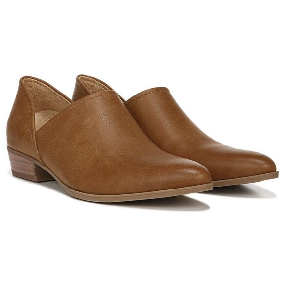 Naturalizer Shoes - Naturalizer Women's Carlyn Block Heel Ankle Bootie in Brown | Size 8